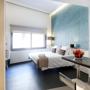Barcelona Fifteen Central Aparthotel